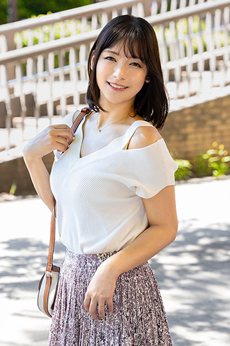 山田 真緒